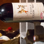 Comment conserver vos bouteilles sans investir dans une cave à vin ?